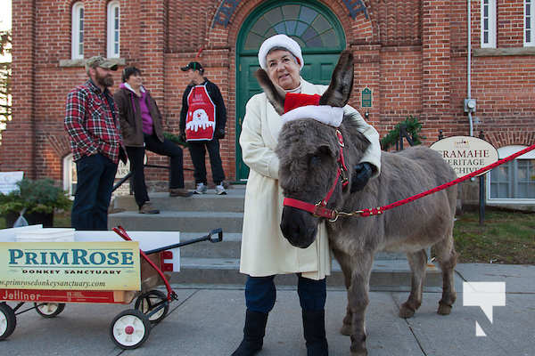 Castelton’s 3rd annual Santa Claus Pet Parade