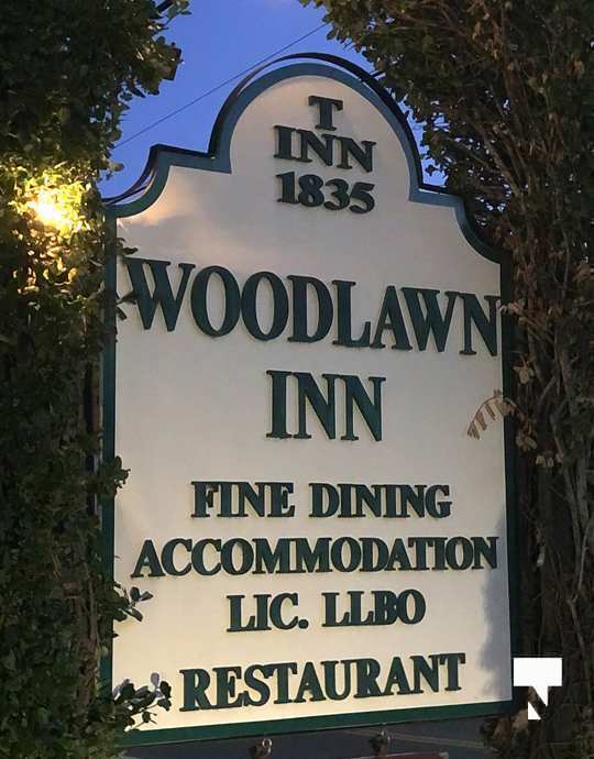 Woodlawn Inn452