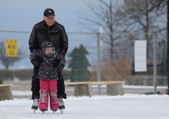 skating Cobourg December 26, 202087