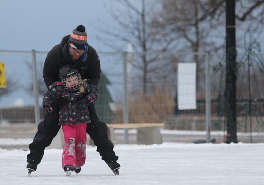 skating Cobourg December 26, 202089