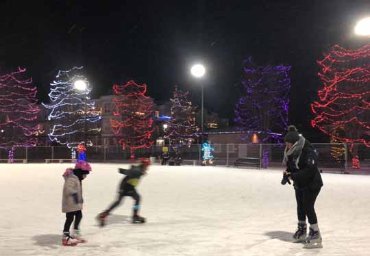 skating Cobourg December 26, 202094