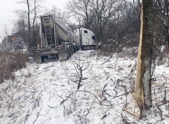Jack Knifed Tractor Trailer Highway 401 Newtonville February 22, 2021213