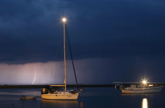Lightning Cobourg harbour June 13, 20213072