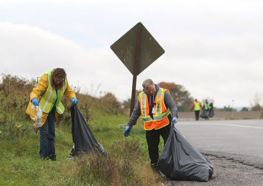 Highway of Heroes Clean Port Hope October 16, 2021121