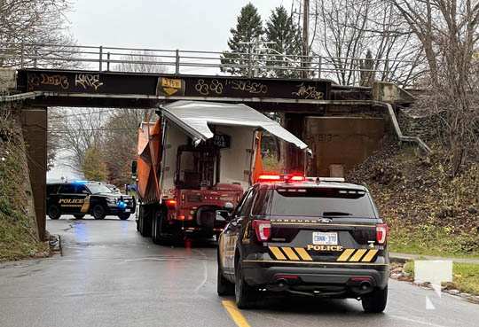 Transport Strikes Bridge Cobourg November 18, 2021, 2021718