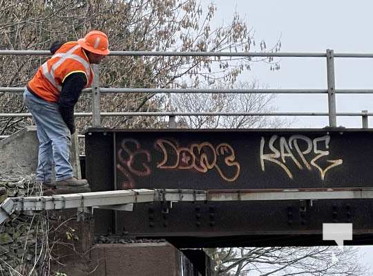 Transport Strikes Bridge Cobourg November 18, 2021, 2021721