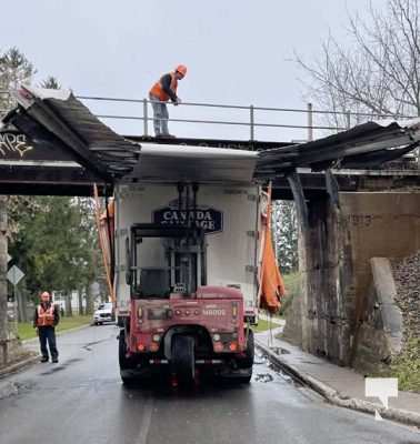 Transport Strikes Bridge Cobourg November 18, 2021, 2021723