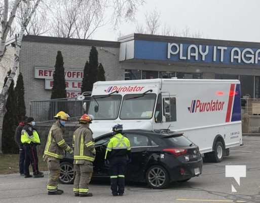 MVC Delivery Truck Cobourg January 10, 2022251