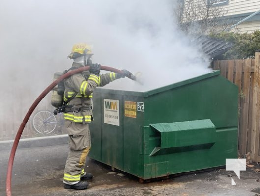 Dumpster fire Cobourg April 19, 20221842