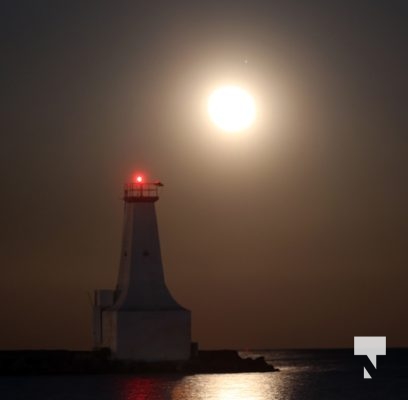 Full Moon Cobourg Harbour April 17′, 20221827