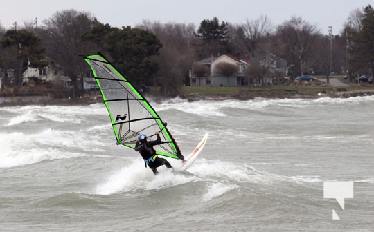 High Winds Lake Ontario April 15, 20221812