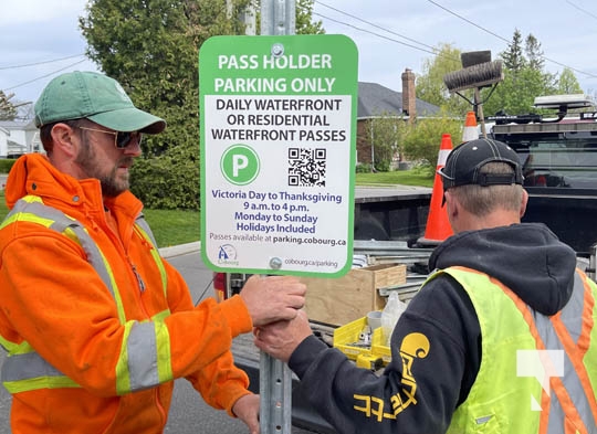New Parking Signs Cobourg May 18, 2022595
