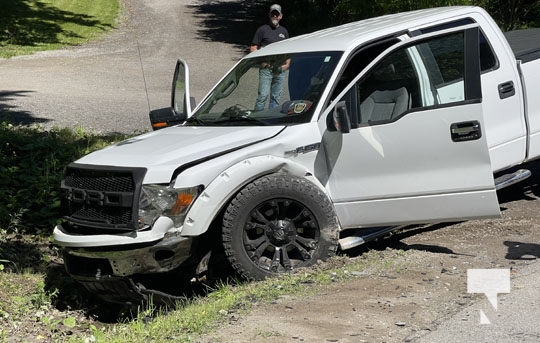 Head On Roseneath landing Road June 13, 20221540