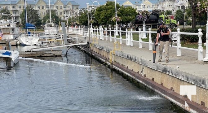 Fuel Spill Cobourg harbour July 26, 2023671