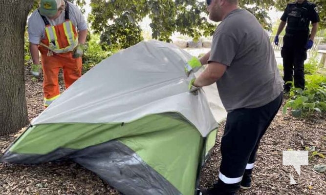 Tent Removal Victoria Park August 9, 2023884