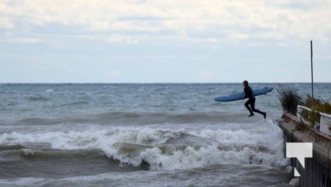 Lake Ontario Surfing October 9, 2023363