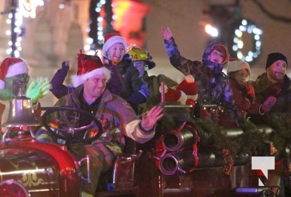 Cobourg Santa Claus Parade December 2, 2023 006