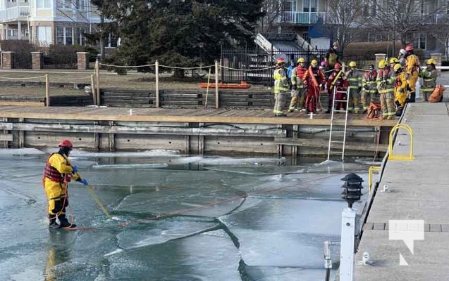 Ice Water Training Cobourg Fire Department February 4, 2024 478