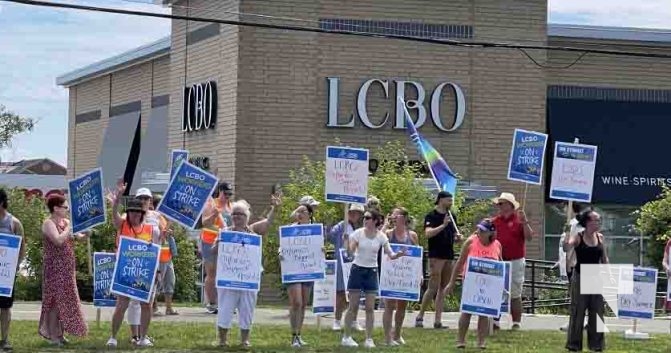 LCBO Strike July 5, 2024,2024681