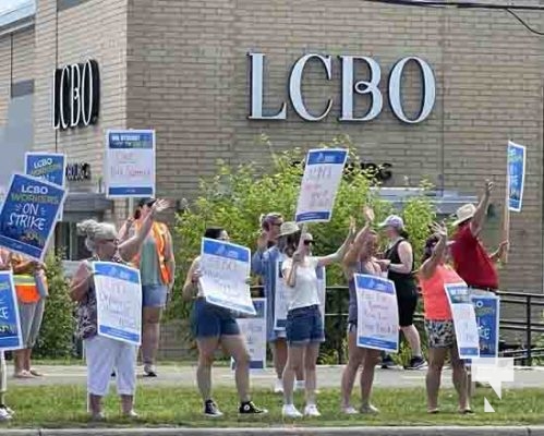 LCBO Strike July 5, 2024,2024682