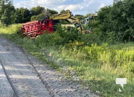 Grain Trailer Theatre Road August 12, 2024 1807