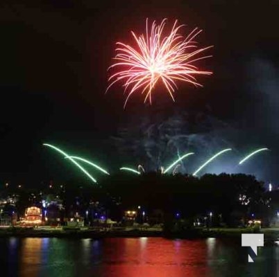 Fireworks Hot Air Balloon Festival Gatineau August 30, 2024 0509