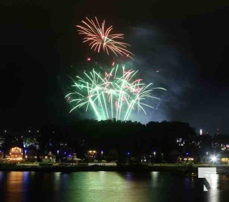 Fireworks Hot Air Balloon Festival Gatineau August 30, 2024 0515