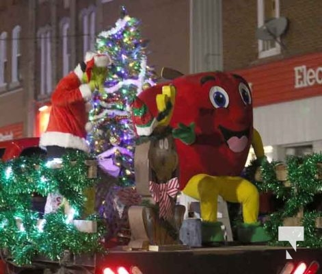 Colborne Santa Claus Parade November 23, 2024 3158