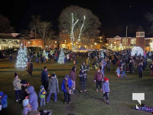 Festival of Lights Port Hope November 29, 2024 3385