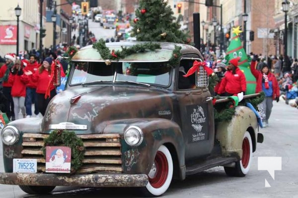 Port Hope Santa Claus Parade November 30, 2024 3437