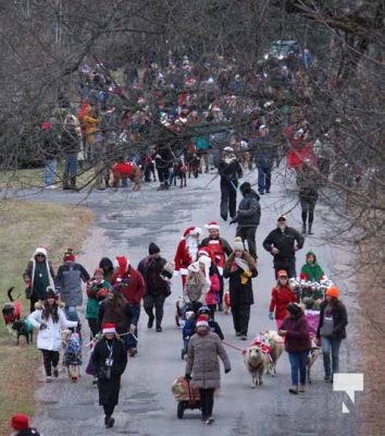 Caslteton Pet Parade December 1, 2024 3583