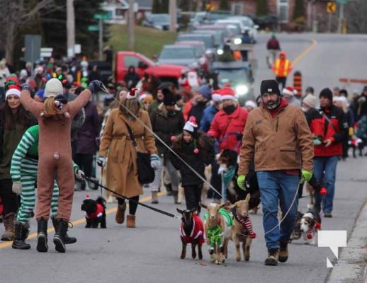 Caslteton Pet Parade December 1, 2024 3586