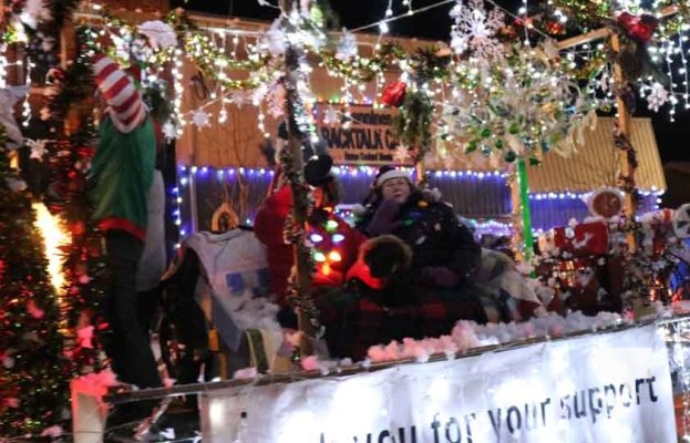 Walkworth Santa Claus Parade December 6, 2024 3639