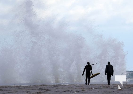 Hydro foil surfing Cobourg Lake Ontario January 2, 2025 0