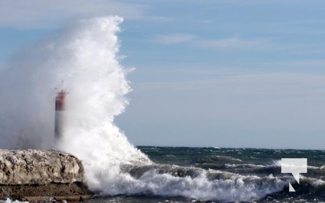 January 27, 2025 wind Port Hope Light House 428