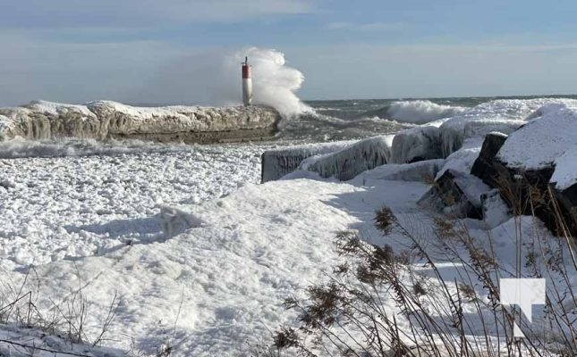 January 27, 2025 wind Port Hope Lighthouse 448