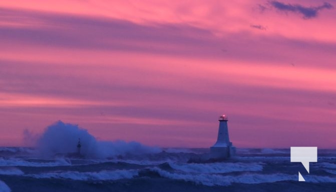 January 27, 2025 wind Sunset Cobourg Lighthouse 441