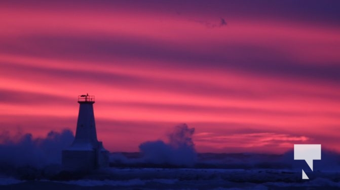 January 27, 2025 wind Sunset Cobourg Lighthouse 447