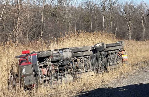 March 17, 2025 Transport Rollover Highway 401 Cobourg633