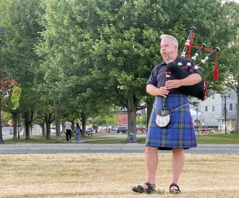 July 12, 2025 Piping Down The Sun4711
