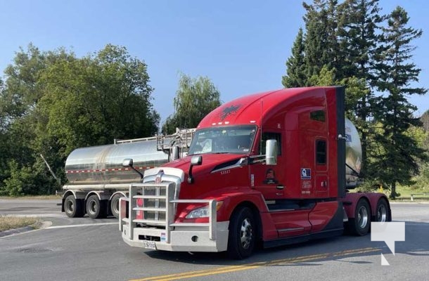 August 10, 2025 Tractor Trailer Cobourg5629