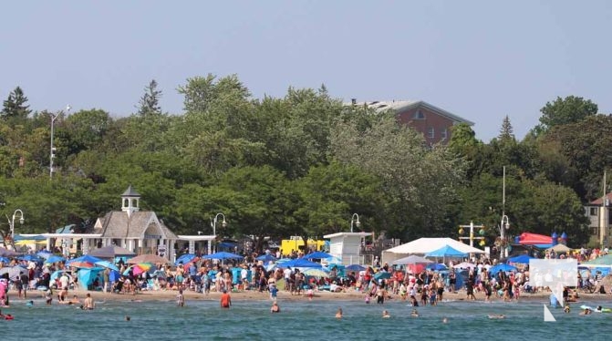 August 2, 2025 crowded victoria beach5476
