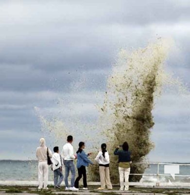 August 20, 2025 waves pier 0118