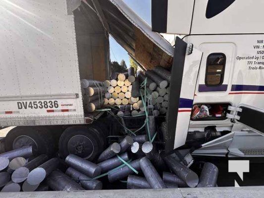 August 27, 2025 Highway 401 MVC 0397