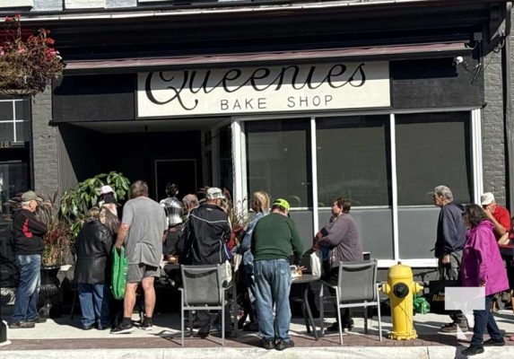 October 12, 2025 Queenies Thanksgiving Meal 1637