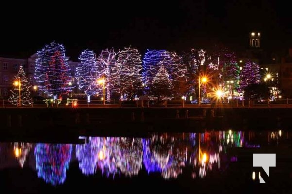 November 21, 2025 Christmas Magic 2883