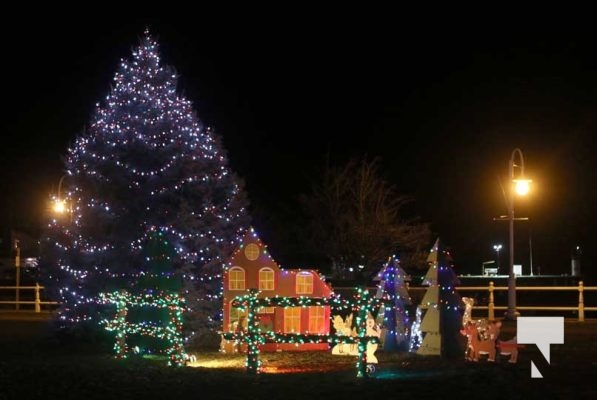 November 21, 2025 Christmas Magic 2886