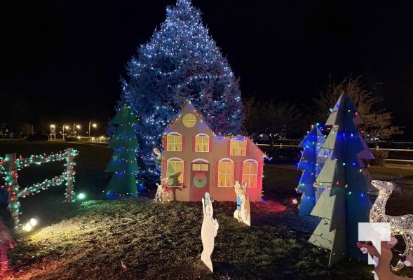 November 21, 2025 Christmas Magic 2898