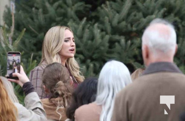 November 25, 2025 Ginny and Georgia Cobourg 2994