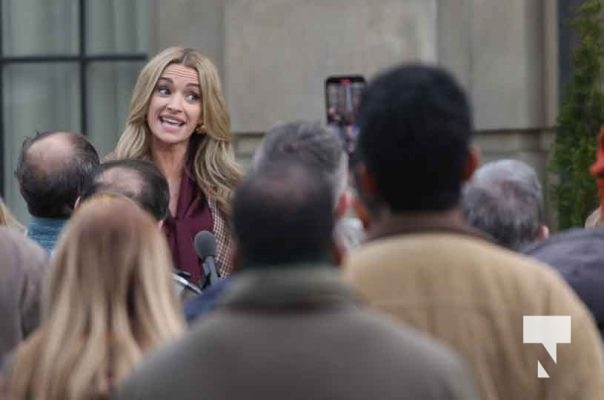 November 25, 2025 Ginny and Georgia Cobourg 2995